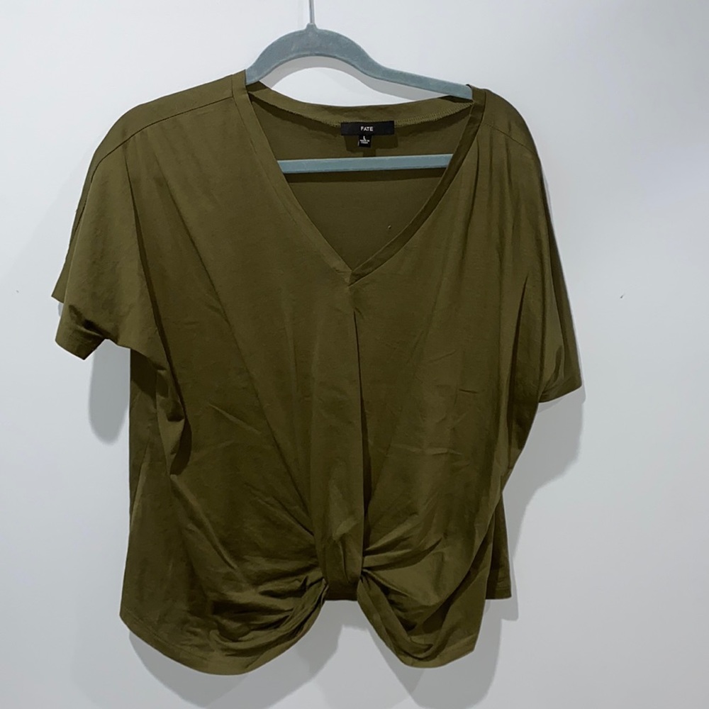 Green T-shirt with sewn in front knot. Size L